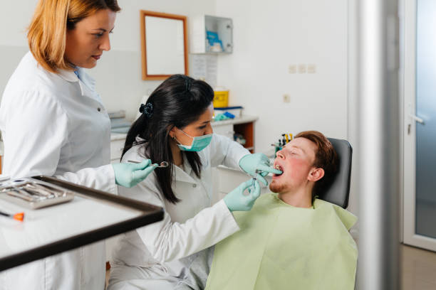 Best Weekend Emergency Dentist in Dunes City, OR